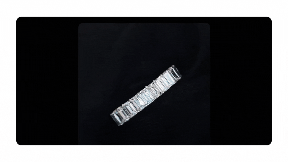 An animated GIF showing the softer sparkle effect with the sparkle lens removed.