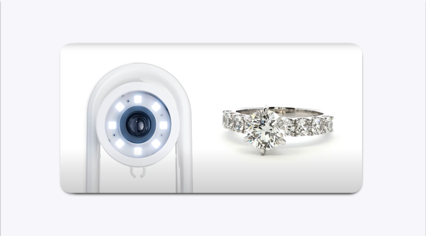 Example of a ring photographed with Cool White Light.